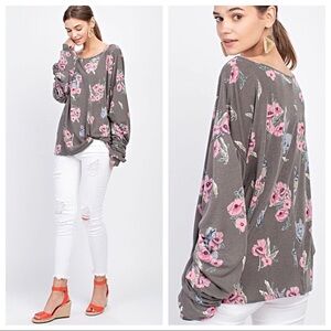 EASEL LONG SLEEVE TOP WITH BUNNIES SIZE LARGE EUC